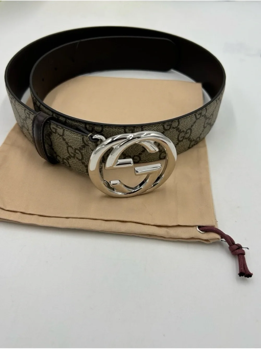 Men's Gucci GG Supreme belt interlocking G buckle size 80/32 inches made Italy